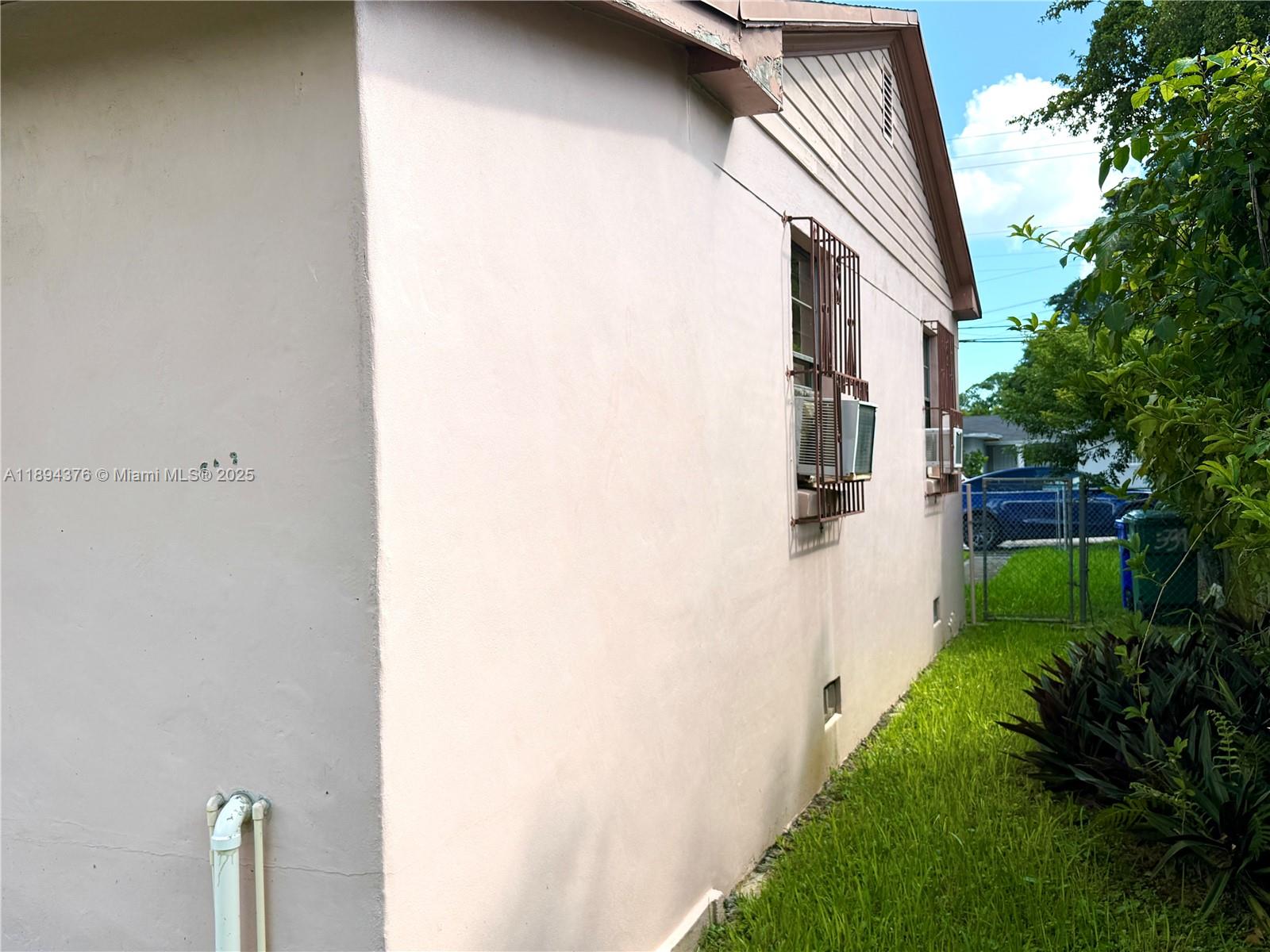 HOLLEMAN MANOR ADDN - Residential Income