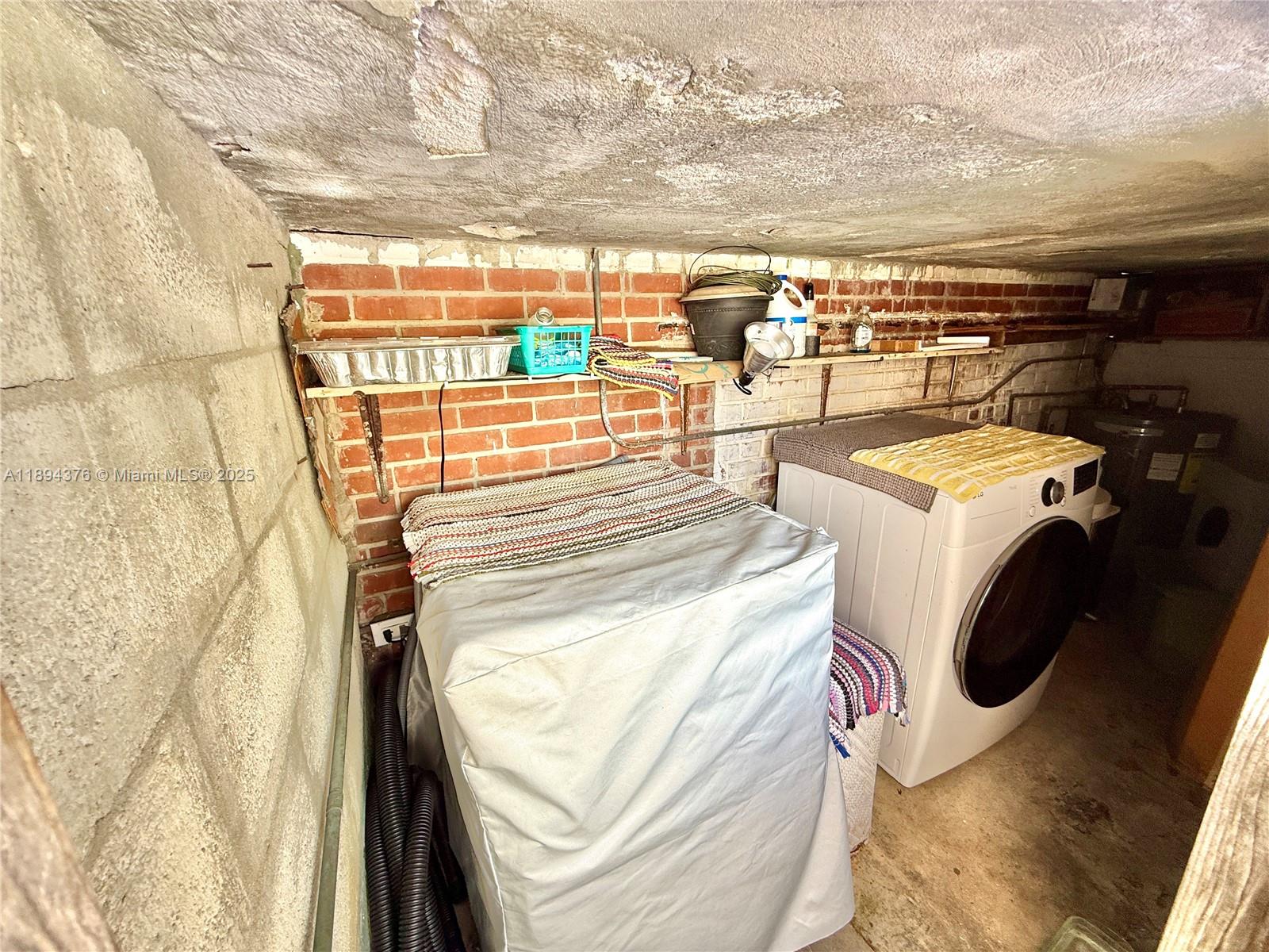 HOLLEMAN MANOR ADDN - Residential Income