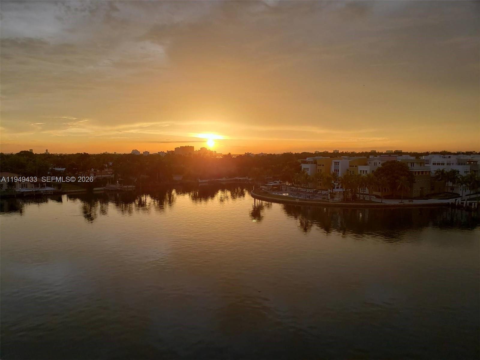 LA RIVE GAUCHE CONDO - Residential