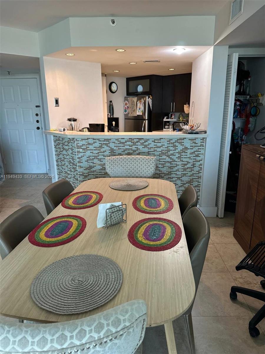 LA RIVE GAUCHE CONDO - Residential