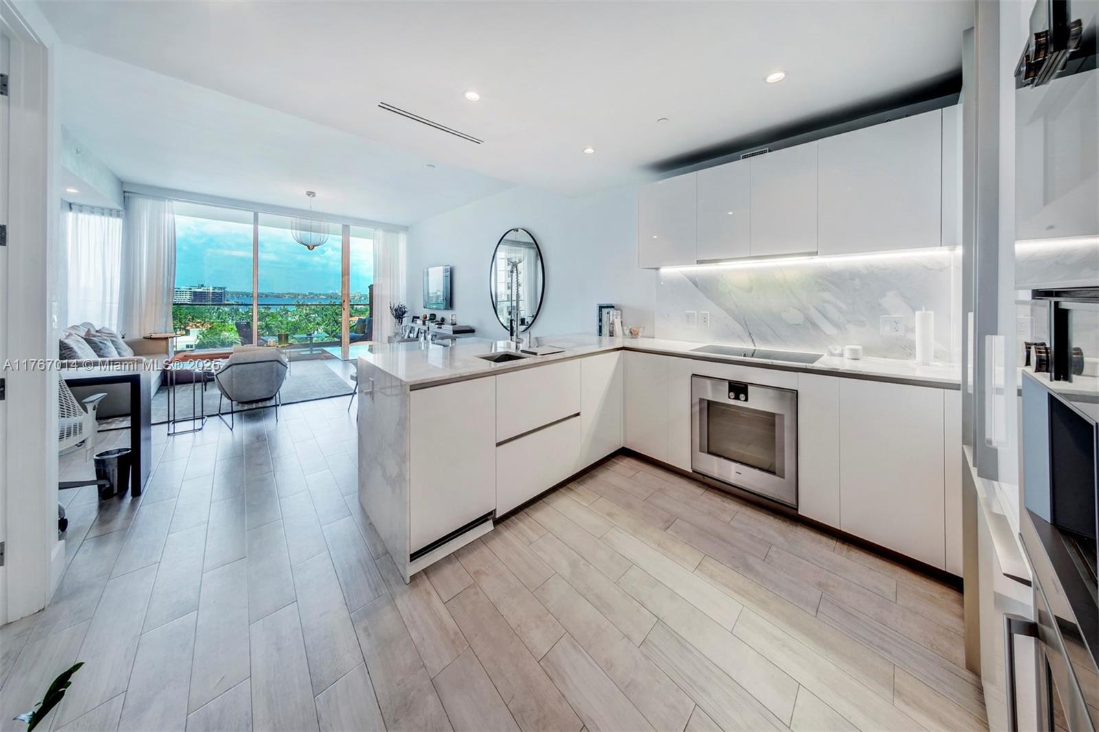 OCEANA BAL HARBOUR CONDO - Residential
