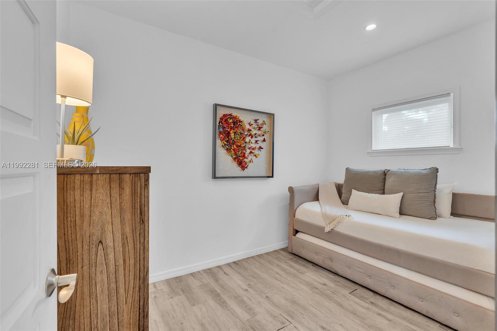 GOLDEN ISLES SEC - Residential