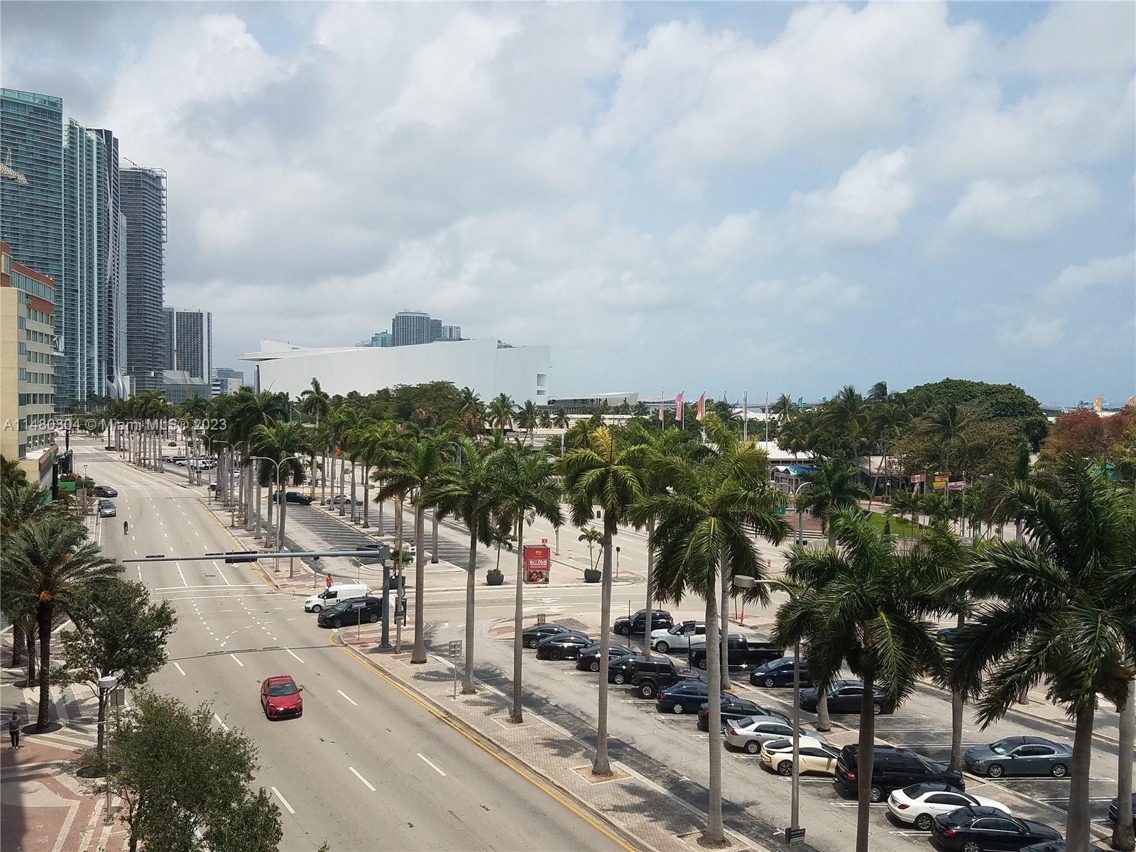 Vizcayne South Condo - Residential