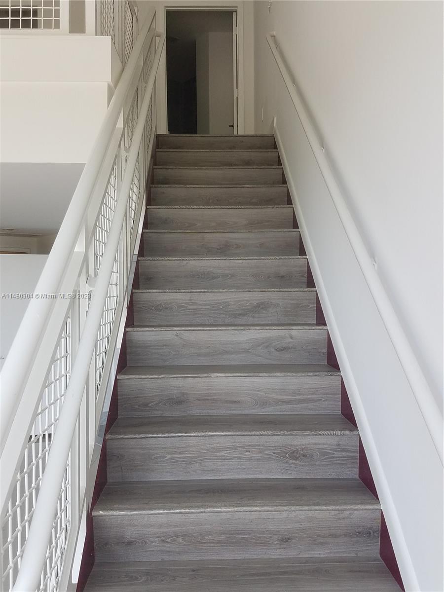 Vizcayne South Condo - Residential