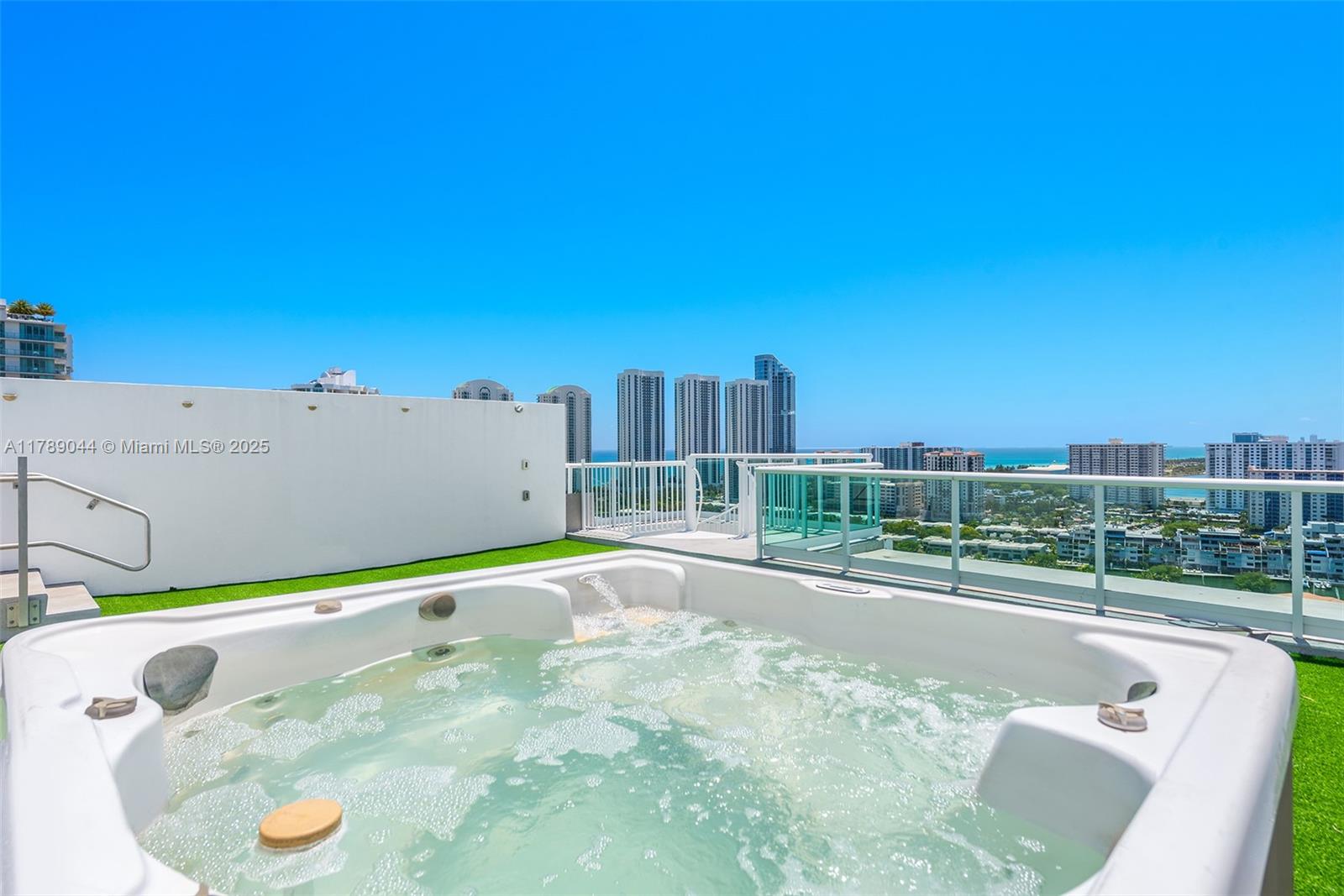 400 SUNNY ISLES CONDO EAS - Residential