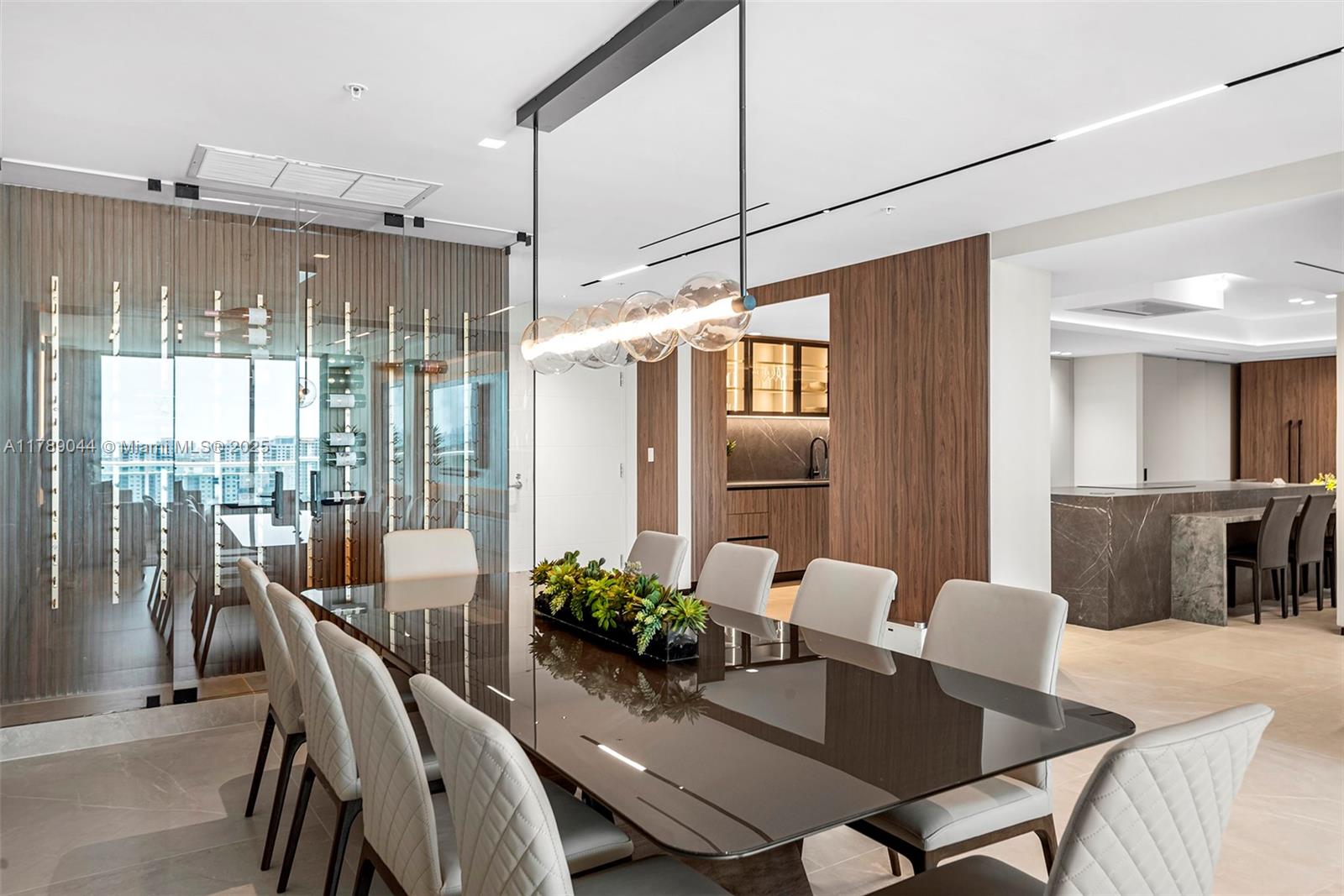 400 SUNNY ISLES CONDO EAS - Residential