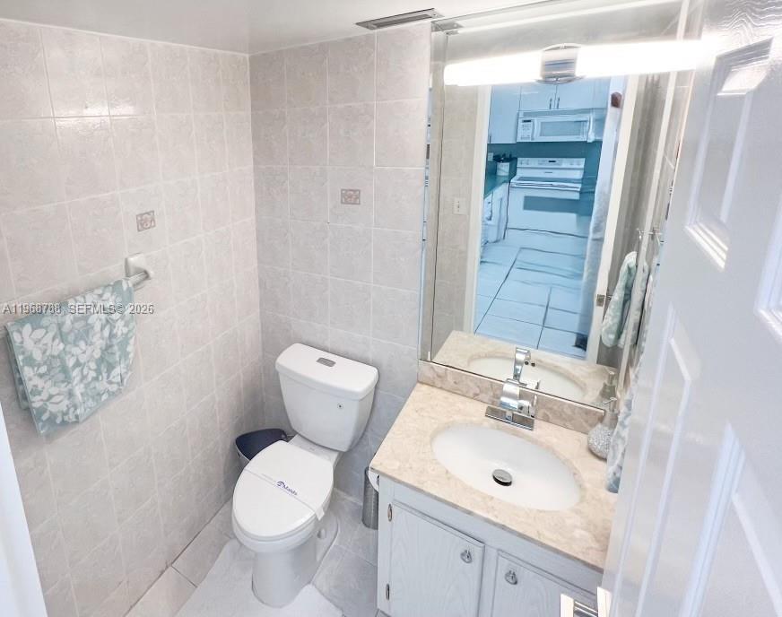 SEA AIR TOWERS CONDO - Residential