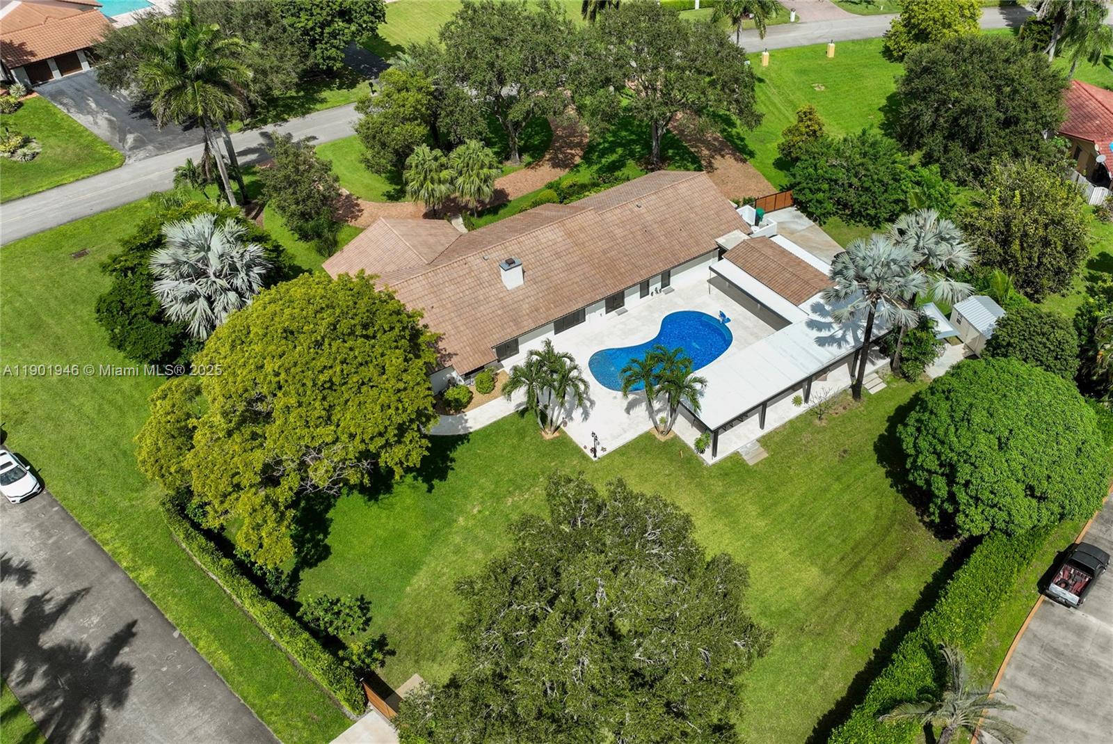 IVANHOE ESTATES - Residential