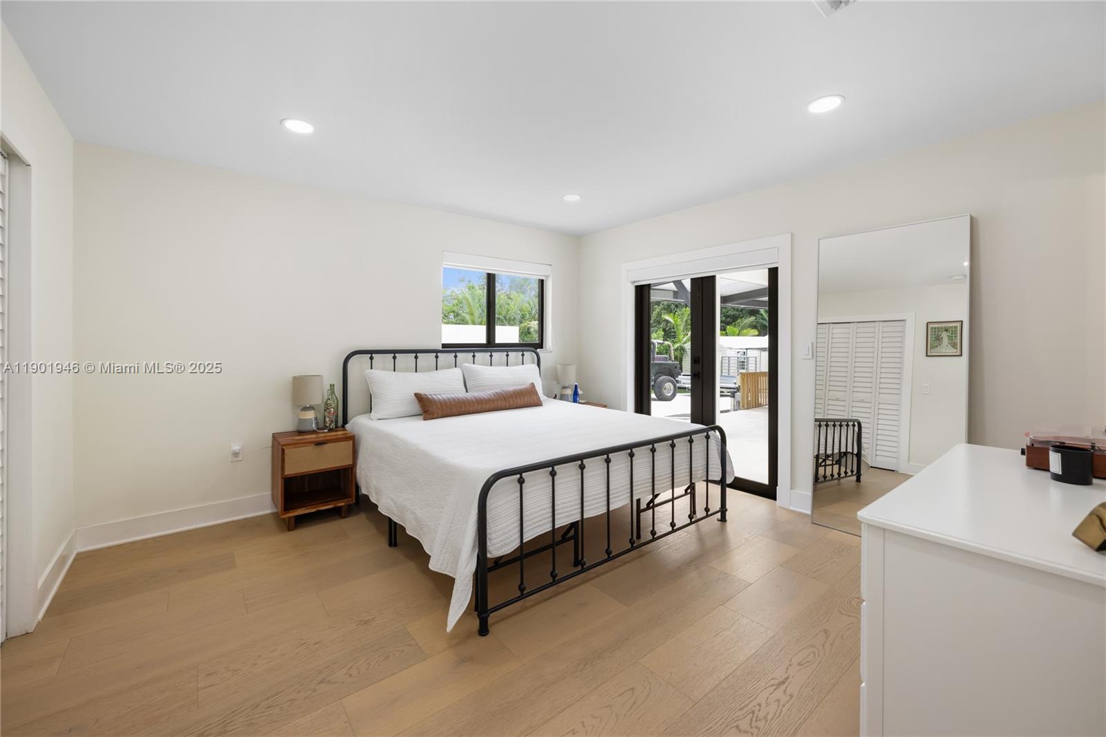 IVANHOE ESTATES - Residential