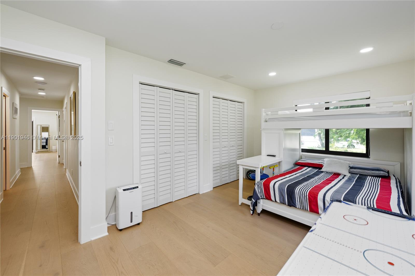 IVANHOE ESTATES - Residential