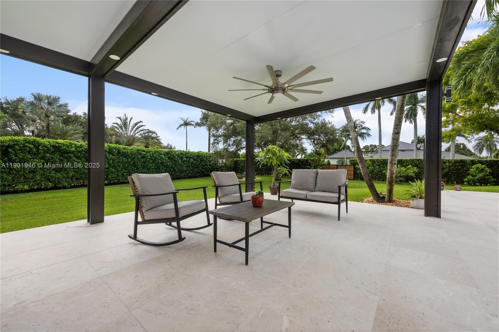 IVANHOE ESTATES - Residential