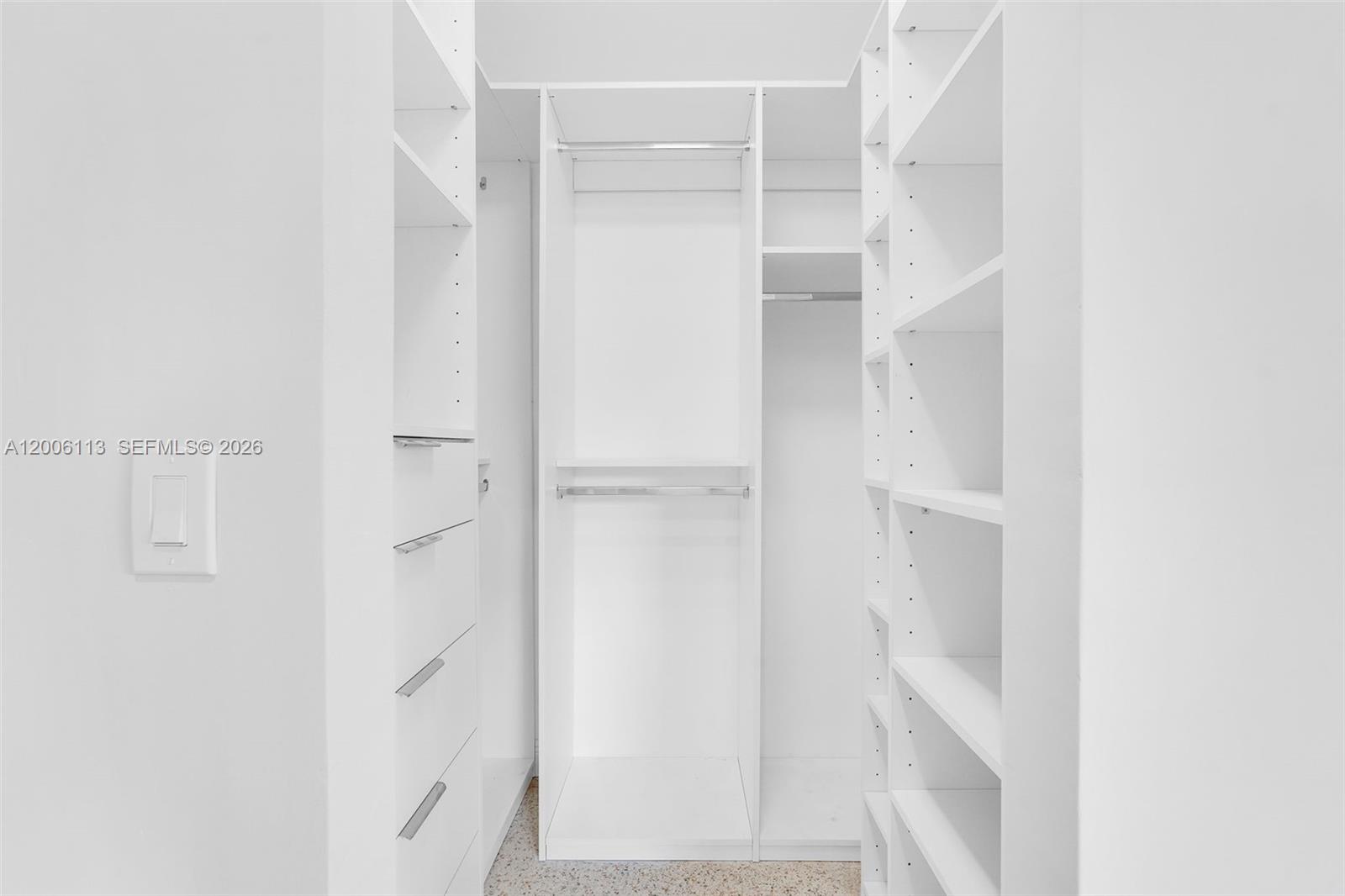 MILLERS EL PORTAL EST - Residential