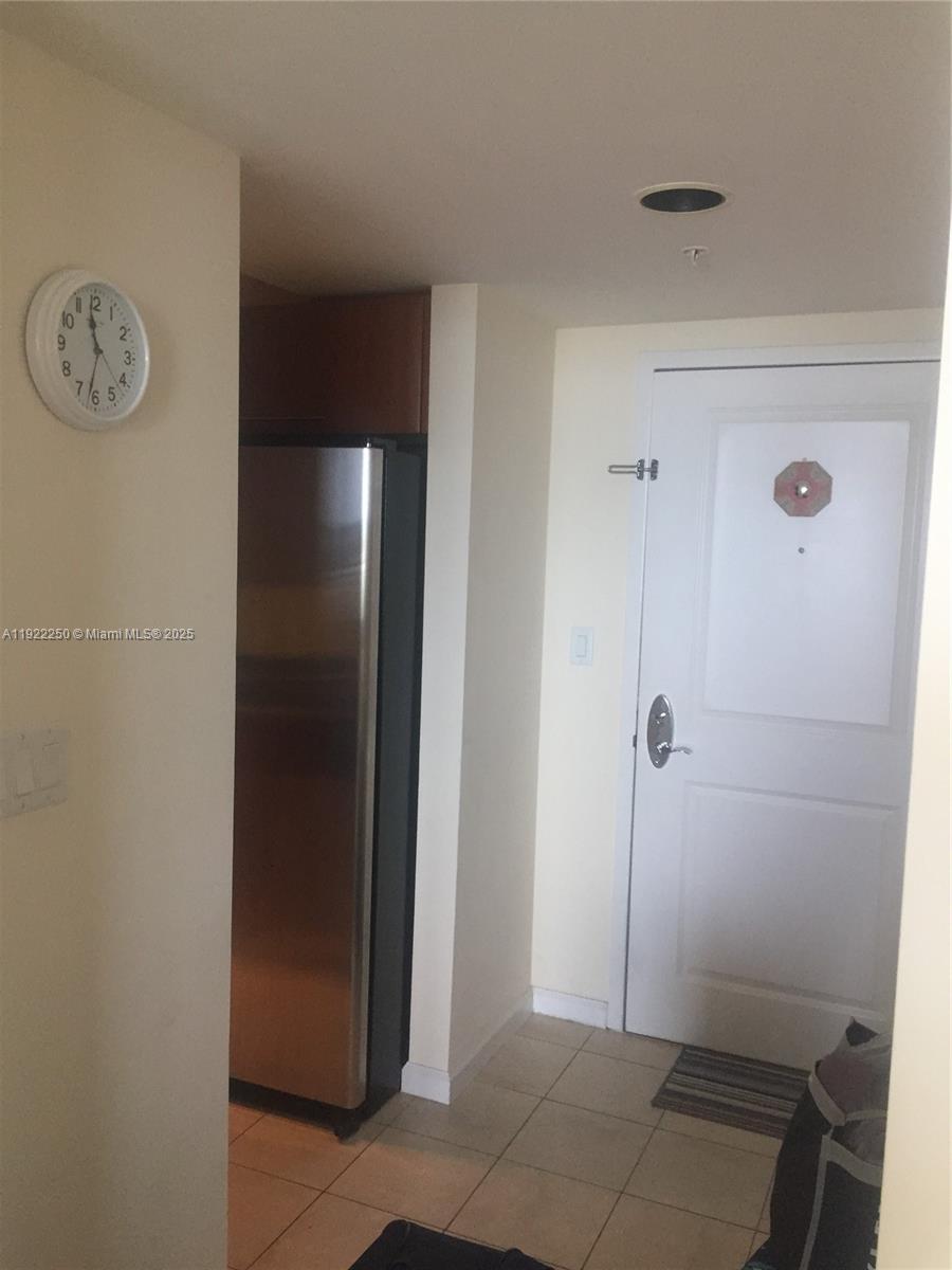 SYMPHONY NORTH CONDO - Residential Lease