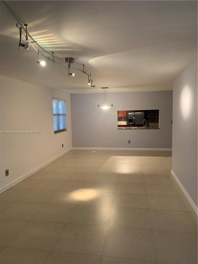 FAIRWAYS AT BONAVENTURE C - Residential Lease