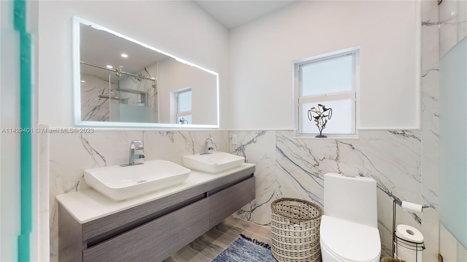 Key Largo Beach - Residential