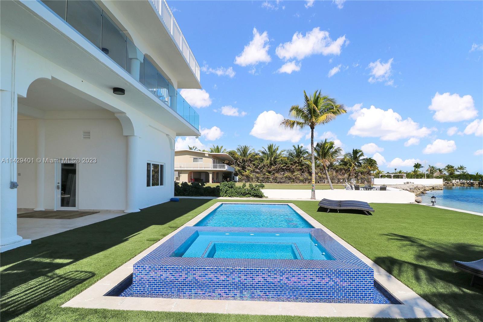 Key Largo Beach - Residential