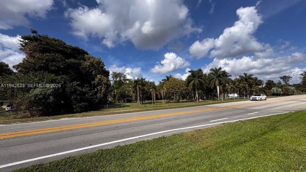 Photo of 1615 Hiatus Rd, Davie, FL 33325 (MLS # A11942528)