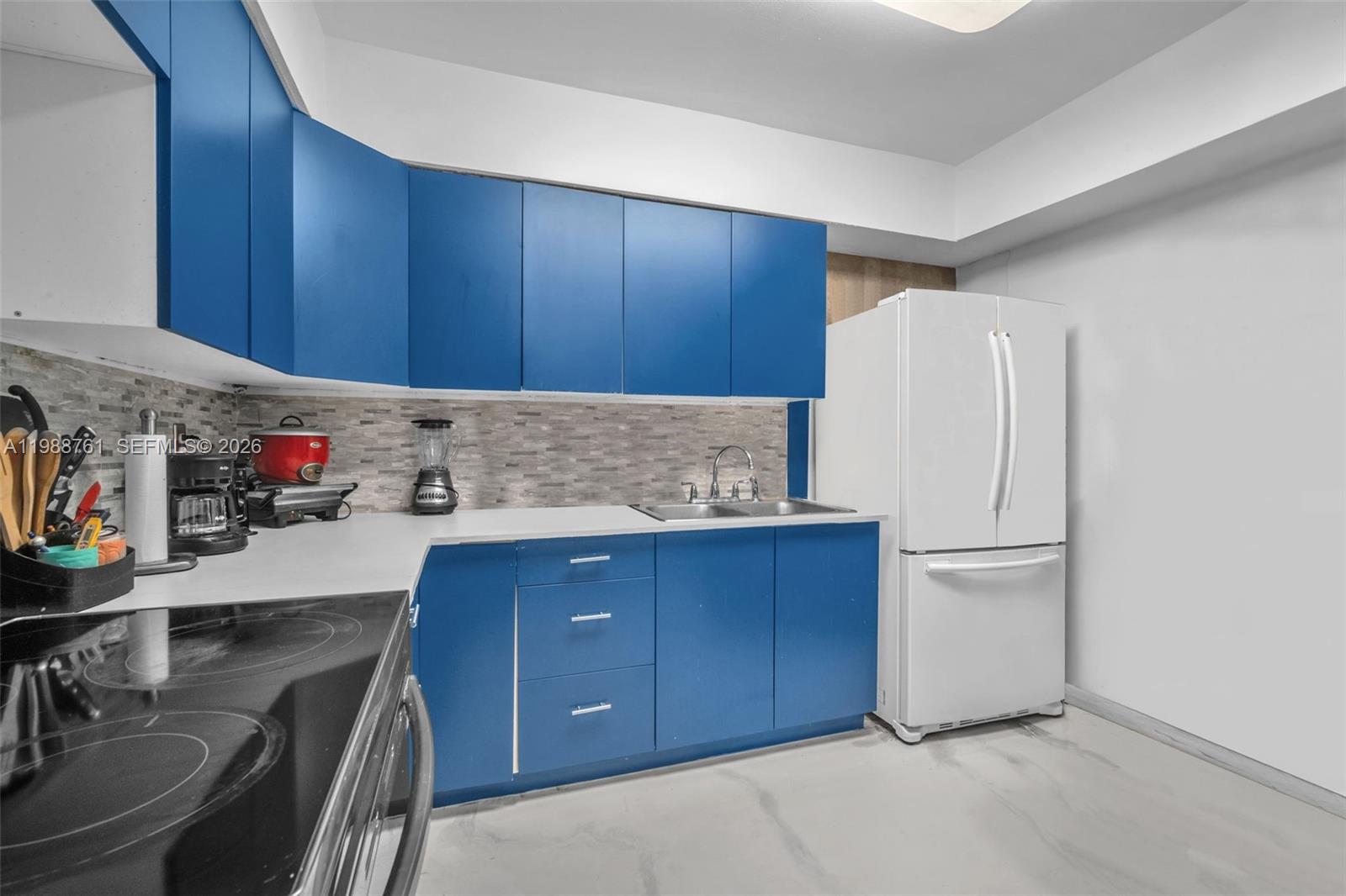 ALMAR SUB - Residential