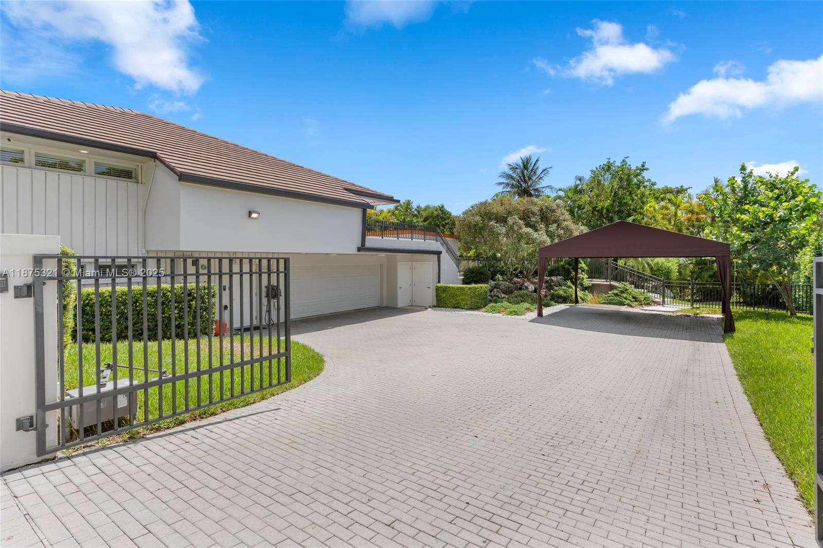 COCOPLUM SEC 1 - Residential