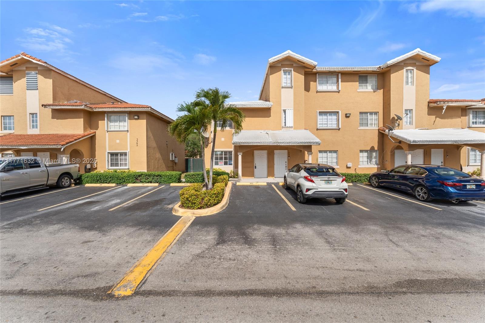 Rental Property at 3366 W 80th St 103, Hialeah, Miami-Dade County, Florida - Bedrooms: 2 
Bathrooms: 3  - $2,500 MO.