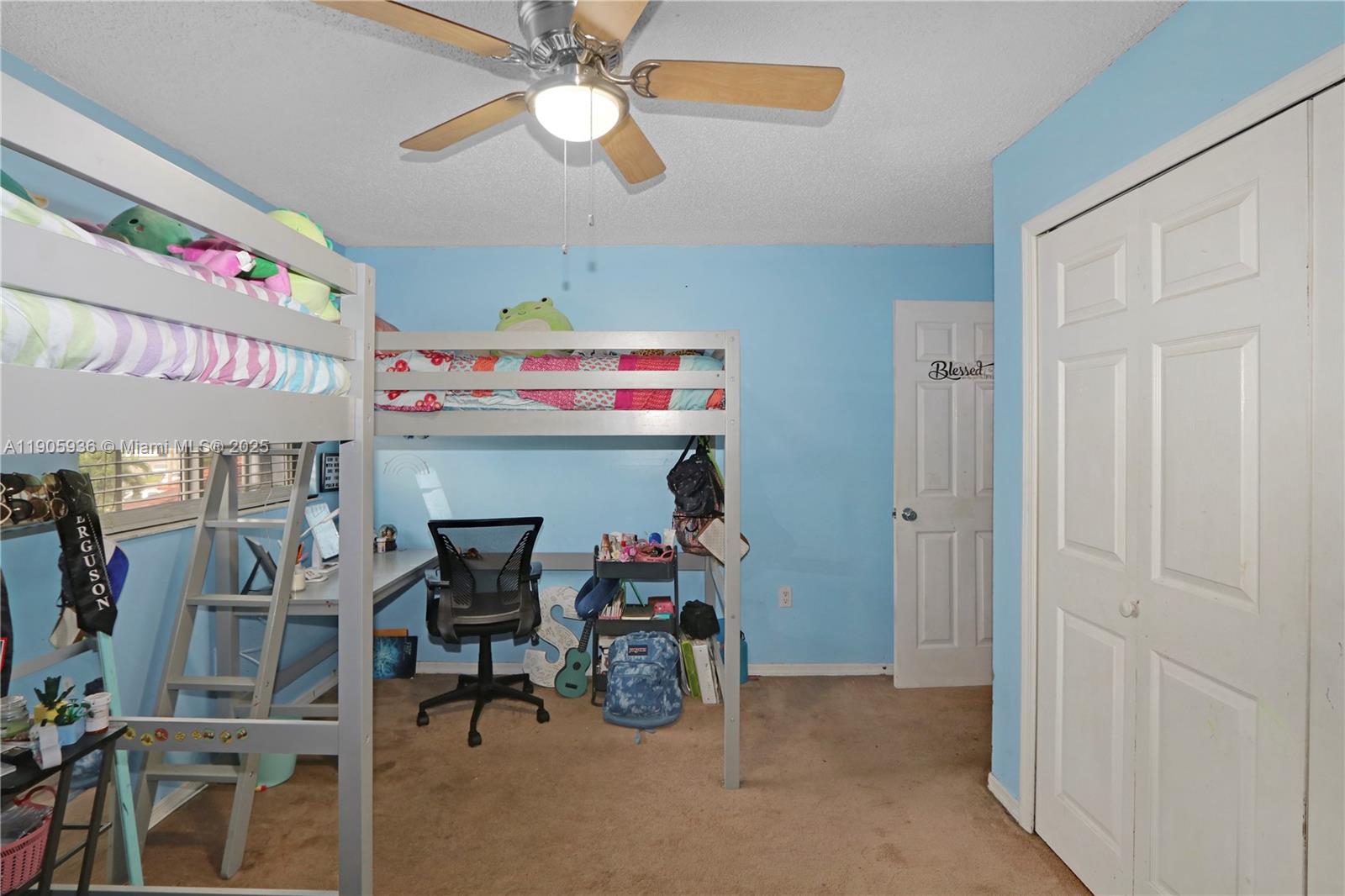 ADVENTURE HOMES - Residential