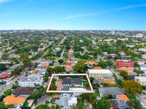 1761 SW 14th St Miami FL 33145