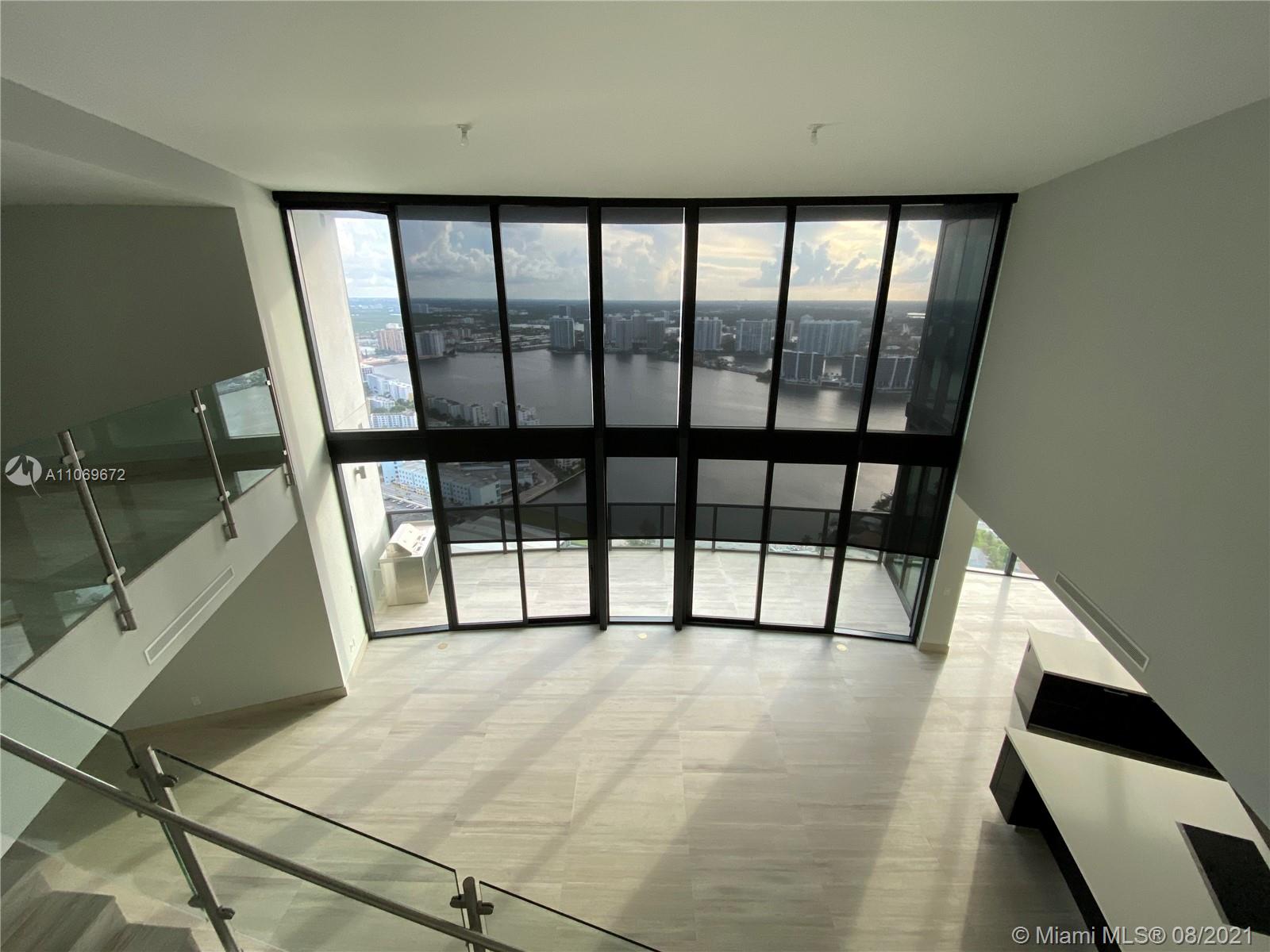 18555 COLLINS AVENUE COND - Residential