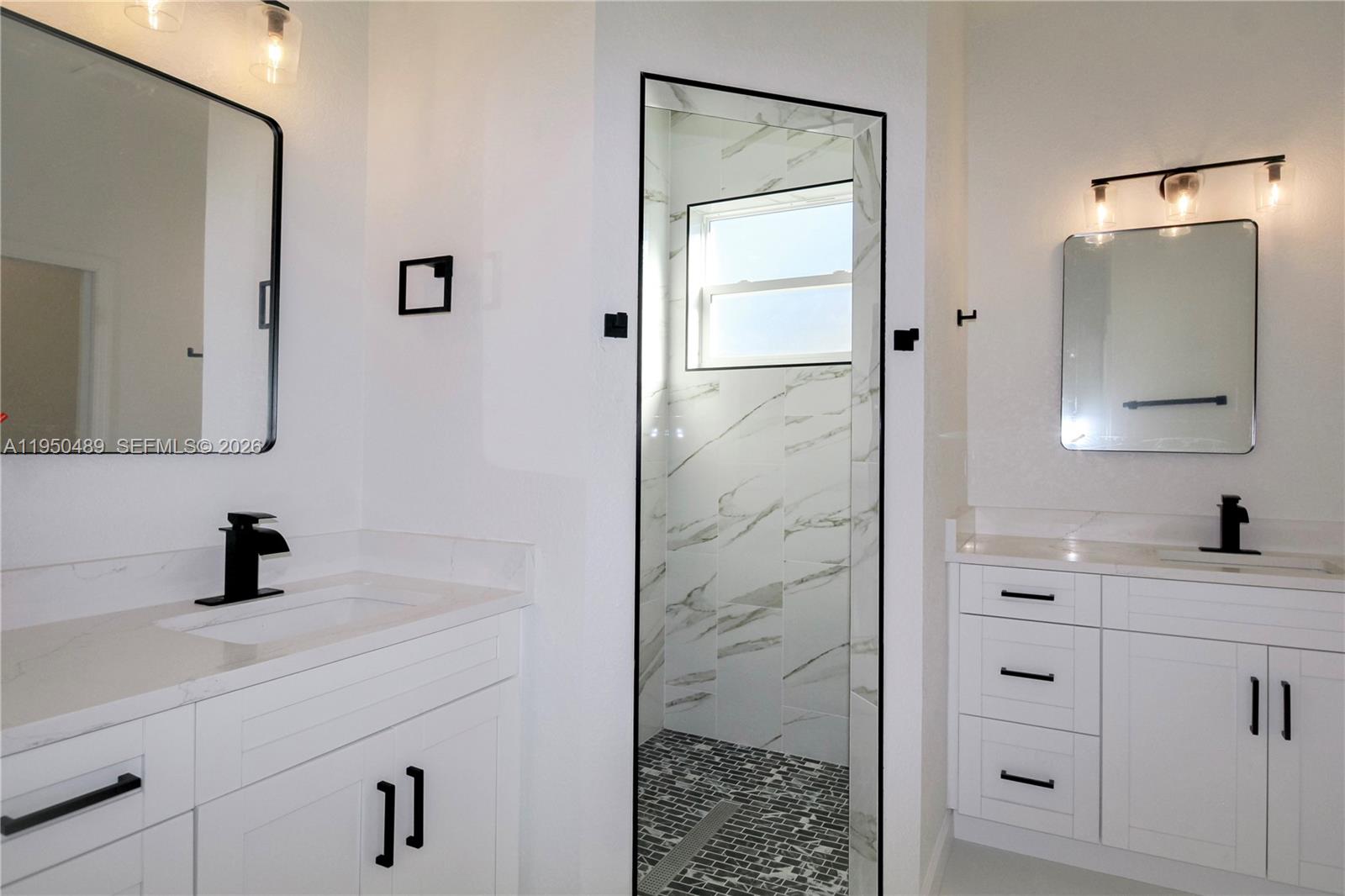 SUN N LAKE EST OF SEBRING - Residential