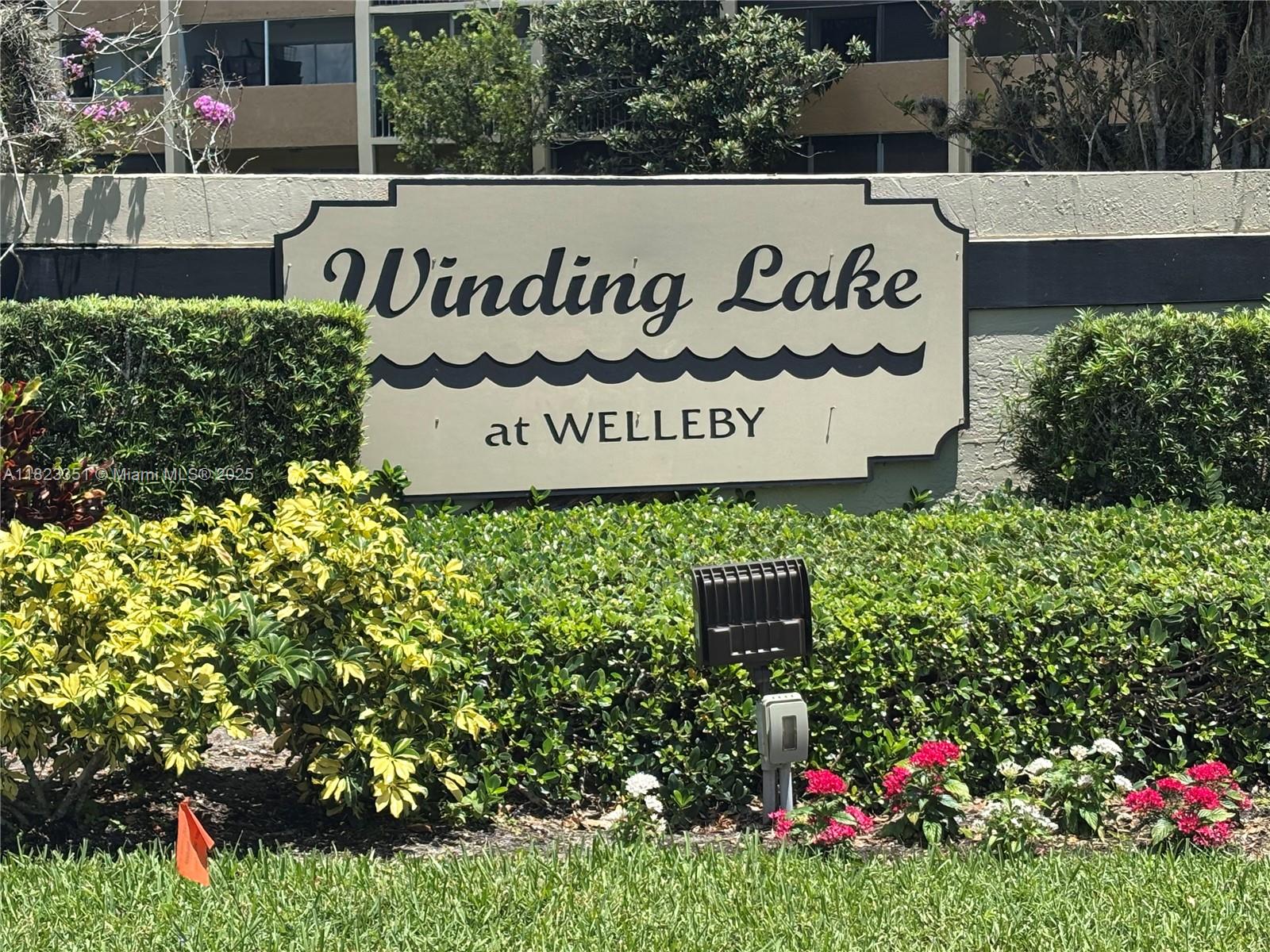 WINDING LAKE AT WELLEBY C - Residential