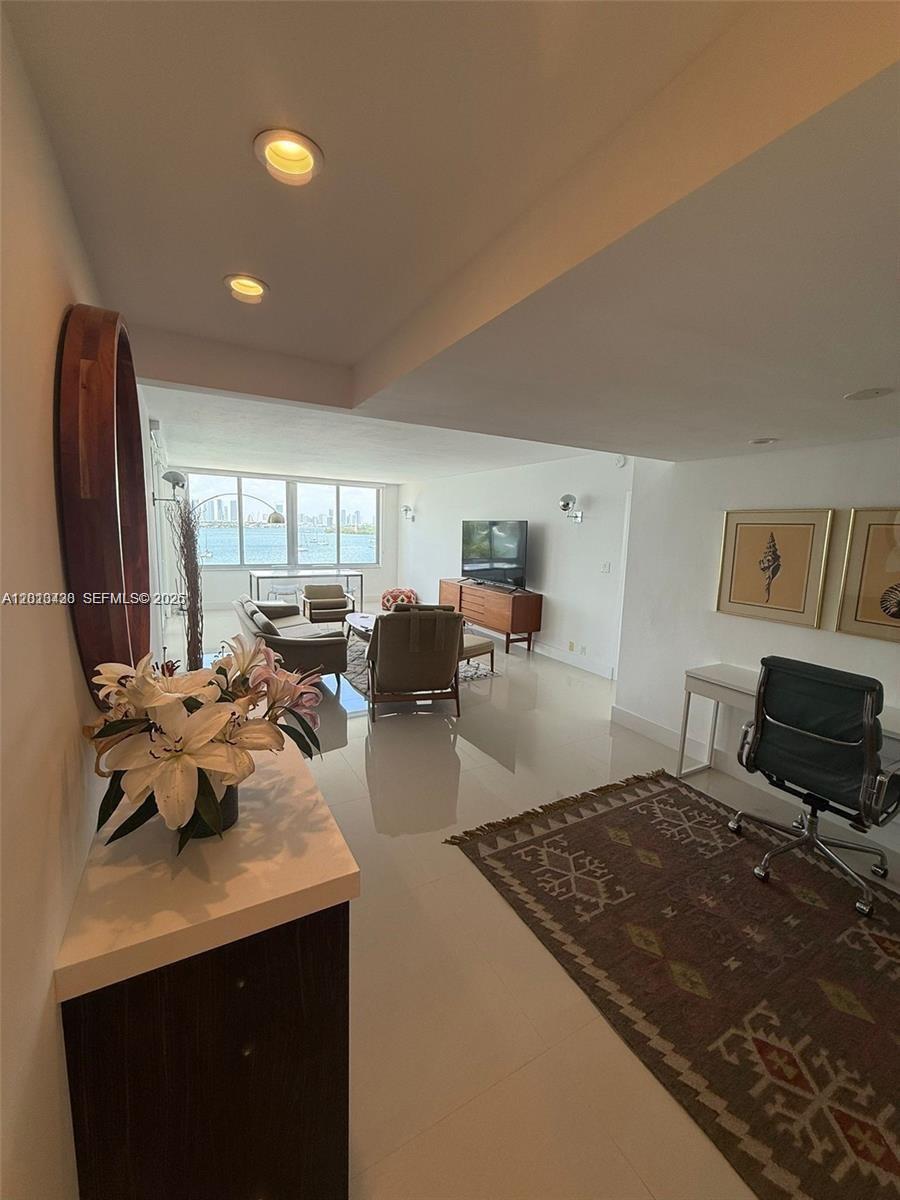 MIRADOR 1200 CONDO - Residential Lease