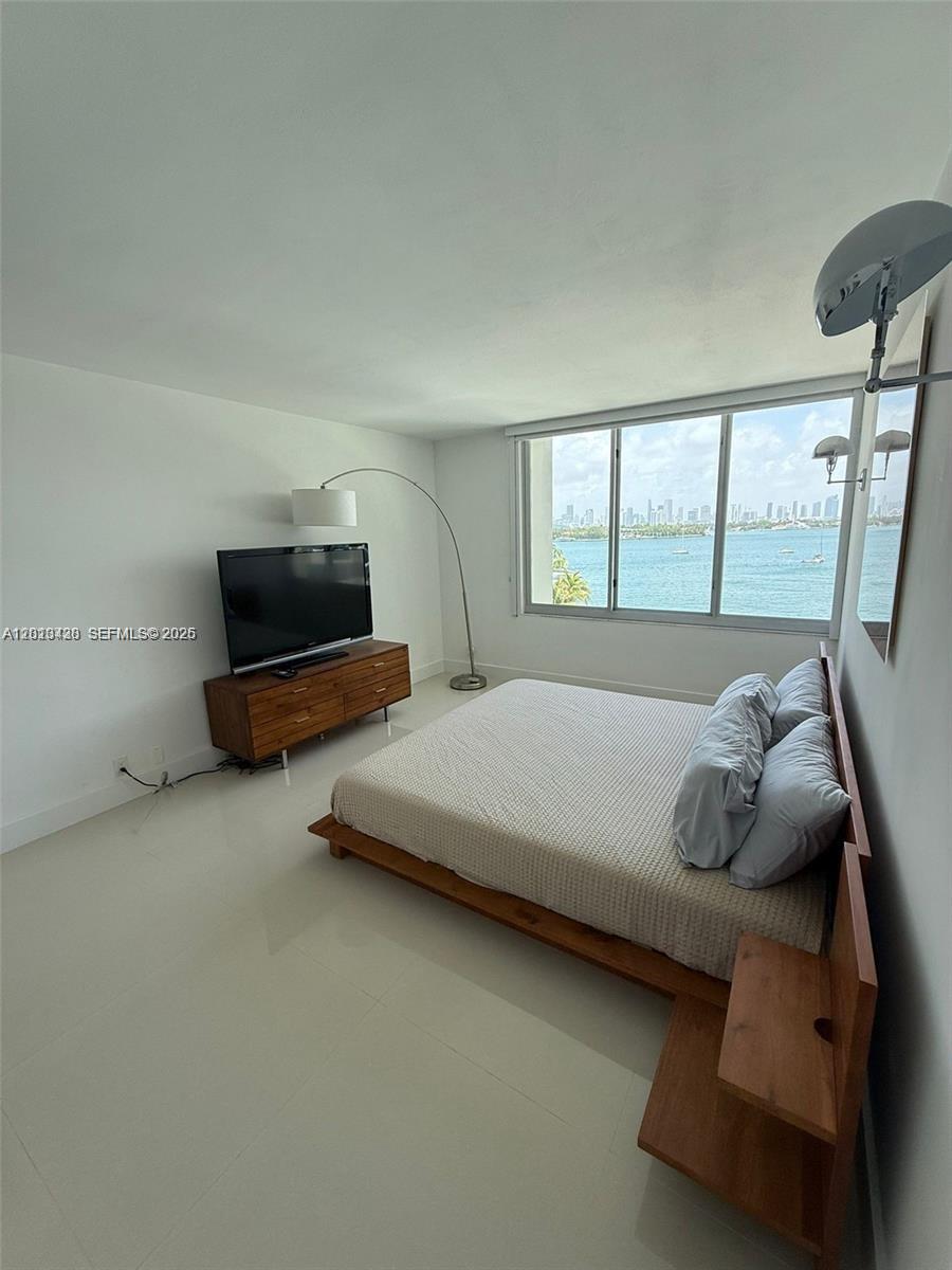 MIRADOR 1200 CONDO - Residential Lease