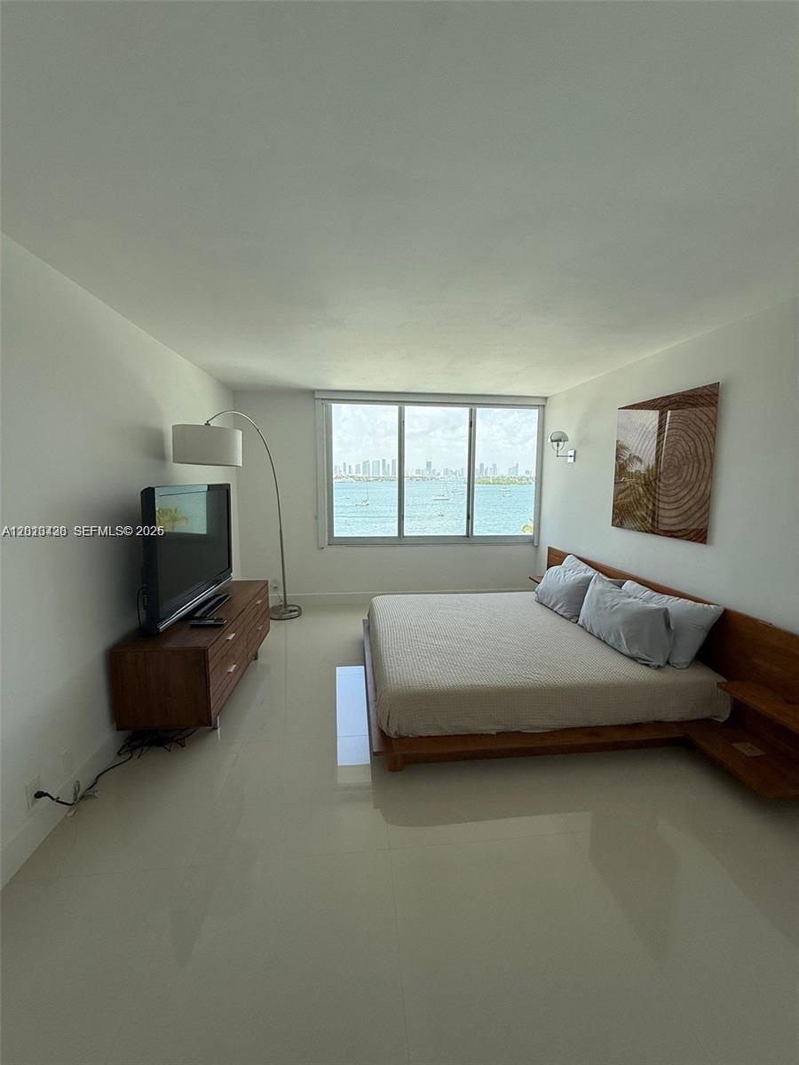 MIRADOR 1200 CONDO - Residential Lease