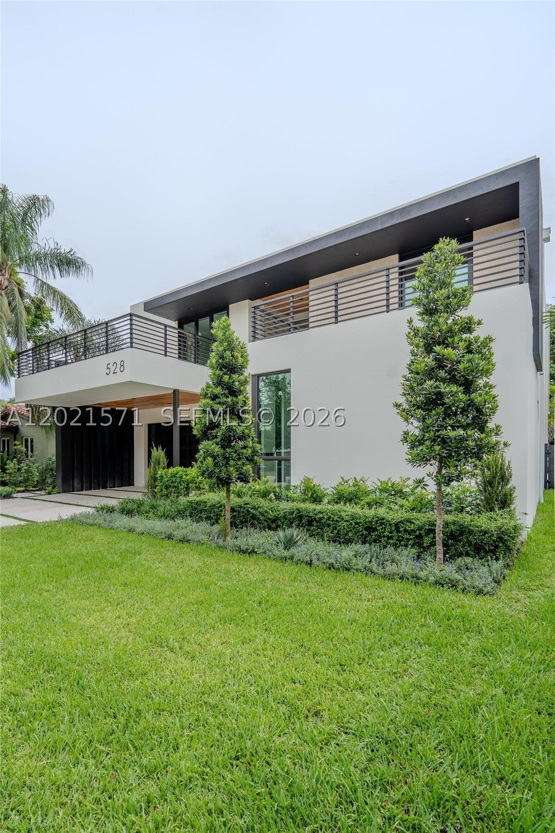 528 NE 13th Ave