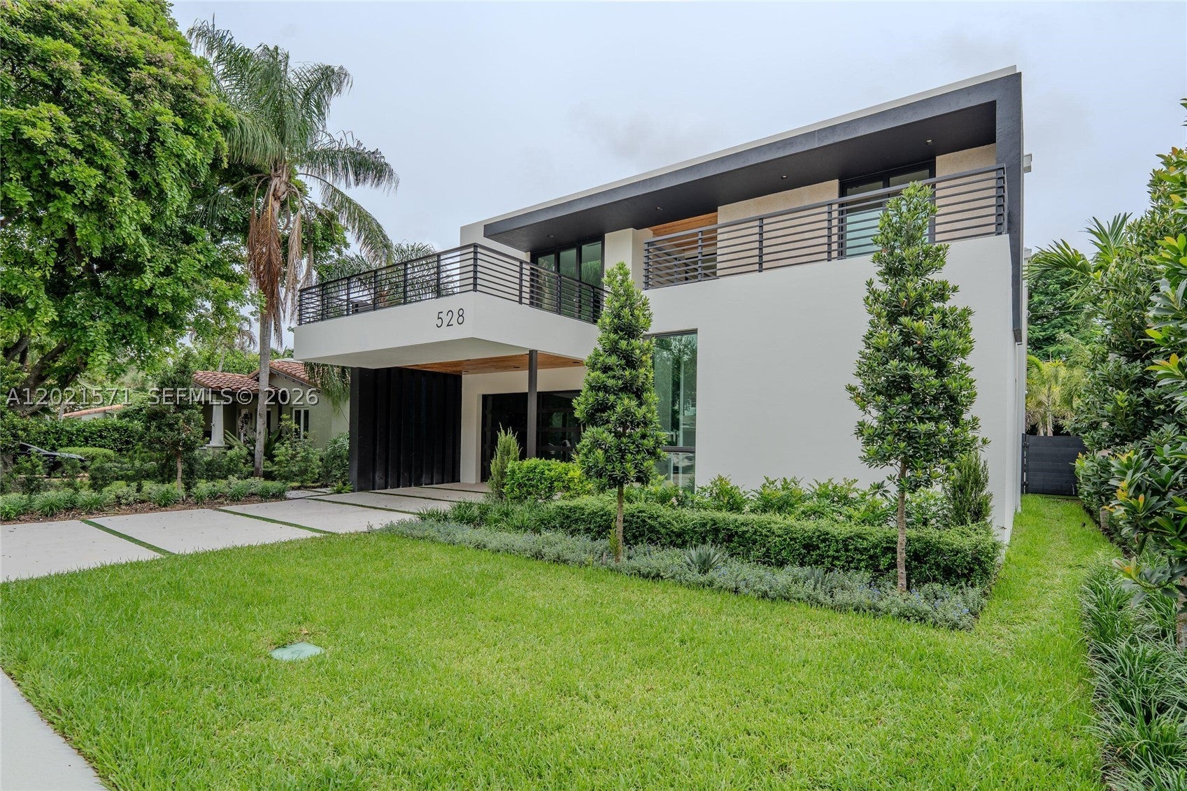 528 NE 13th Ave