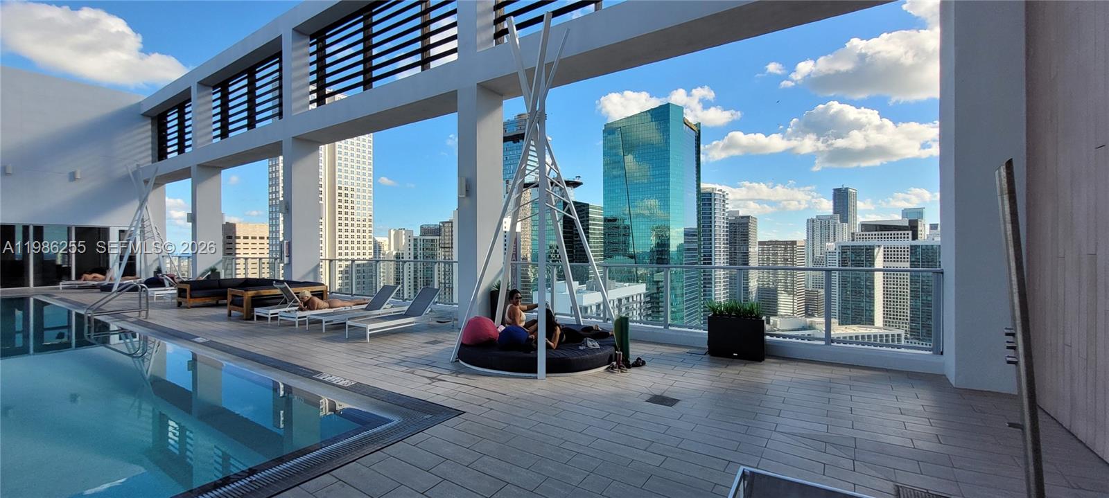 CENTRO CONDO - Residential Lease