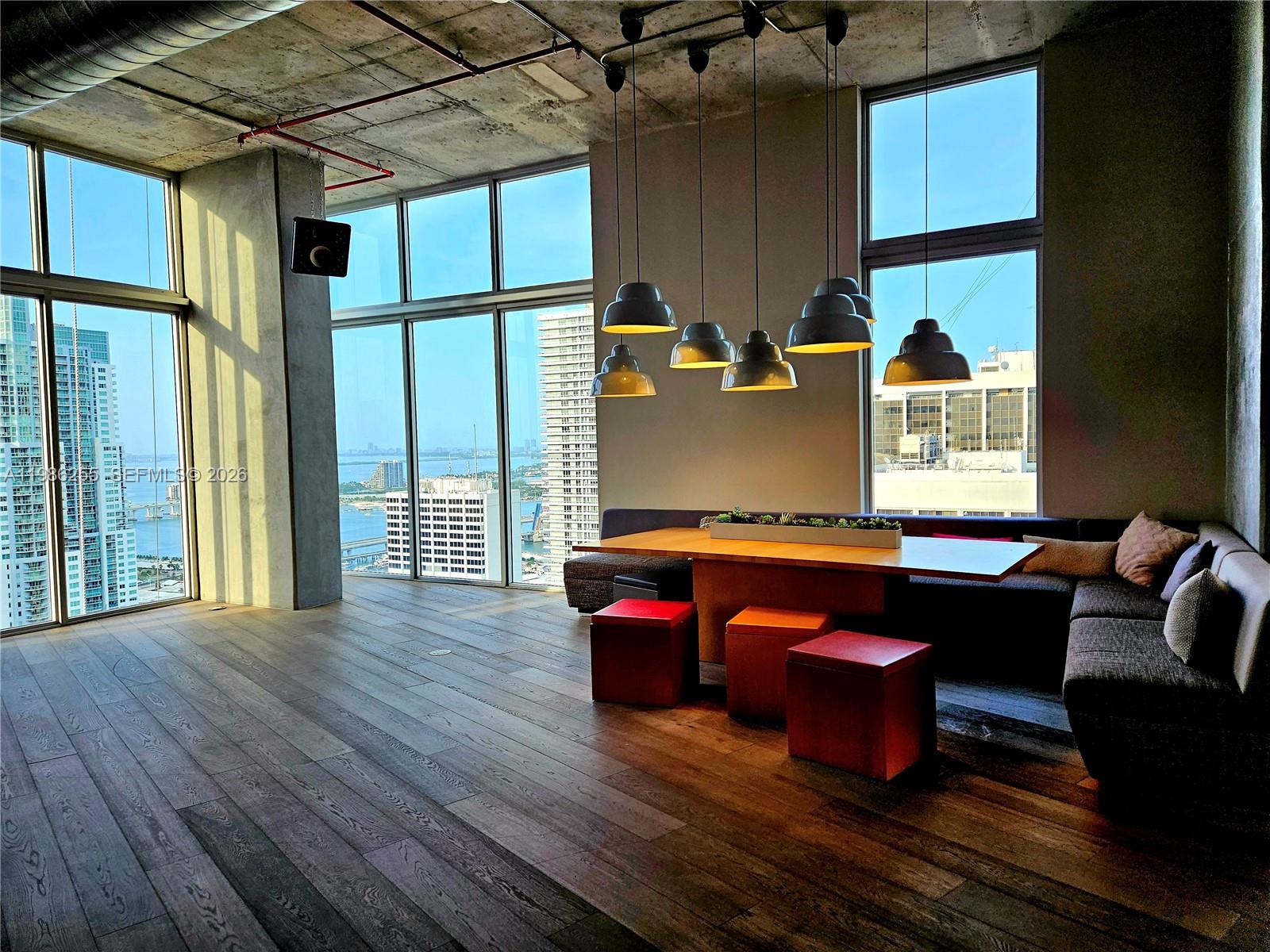 CENTRO CONDO - Residential Lease