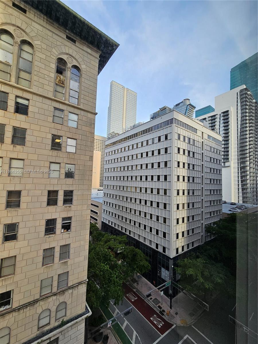 CENTRO CONDO - Residential Lease