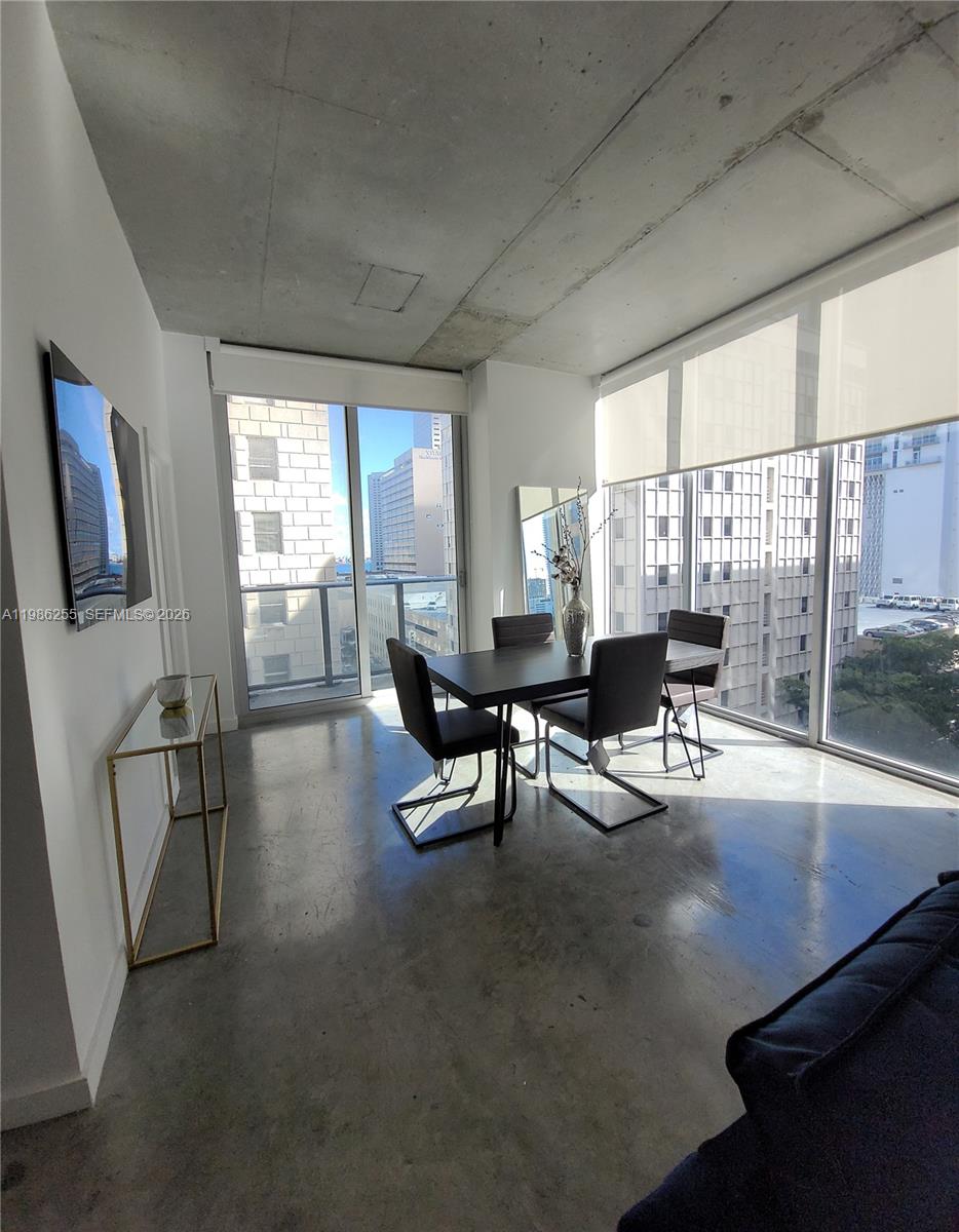 CENTRO CONDO - Residential Lease