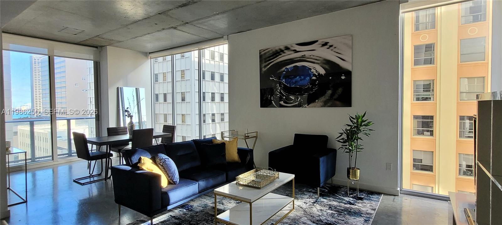 CENTRO CONDO - Residential Lease