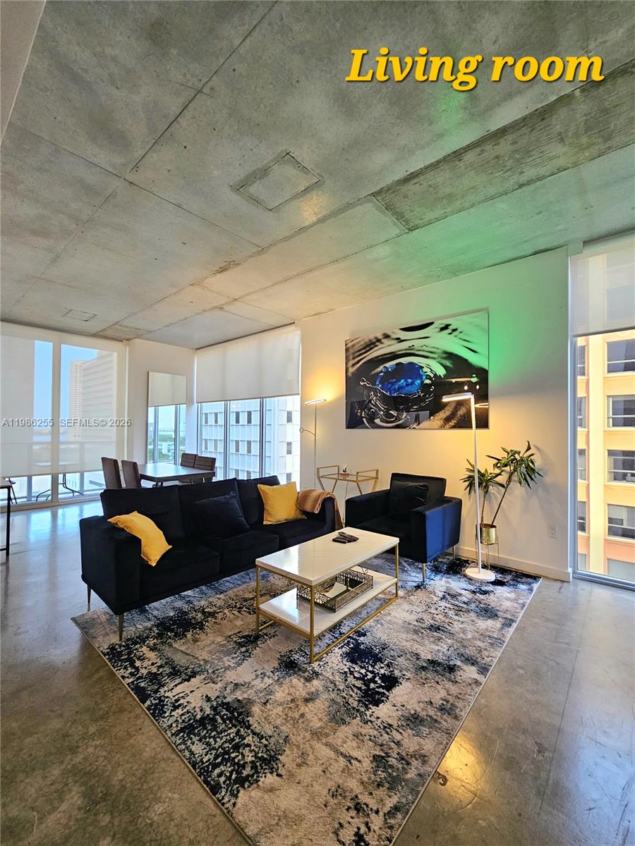 CENTRO CONDO - Residential Lease