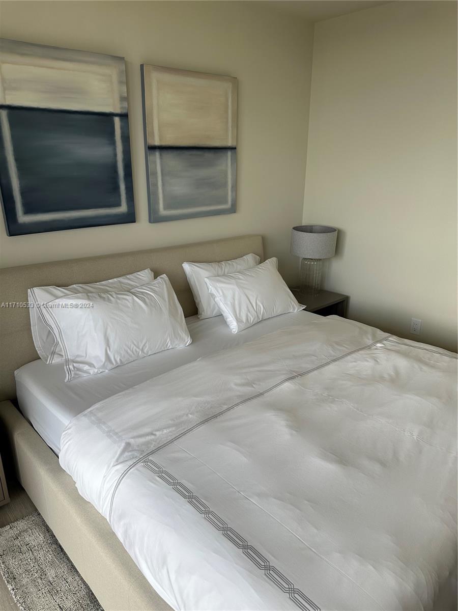 2000 ISL BLVD WILLIAMS IS - Residential