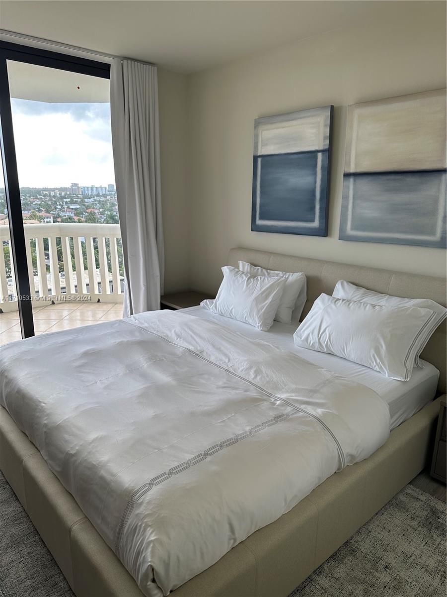 2000 ISL BLVD WILLIAMS IS - Residential