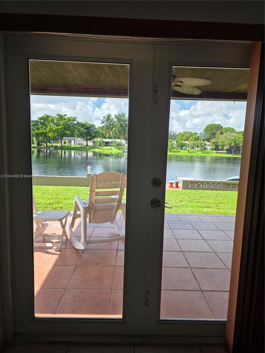 MIAMI LAKES SEC 3 - Residential Lease