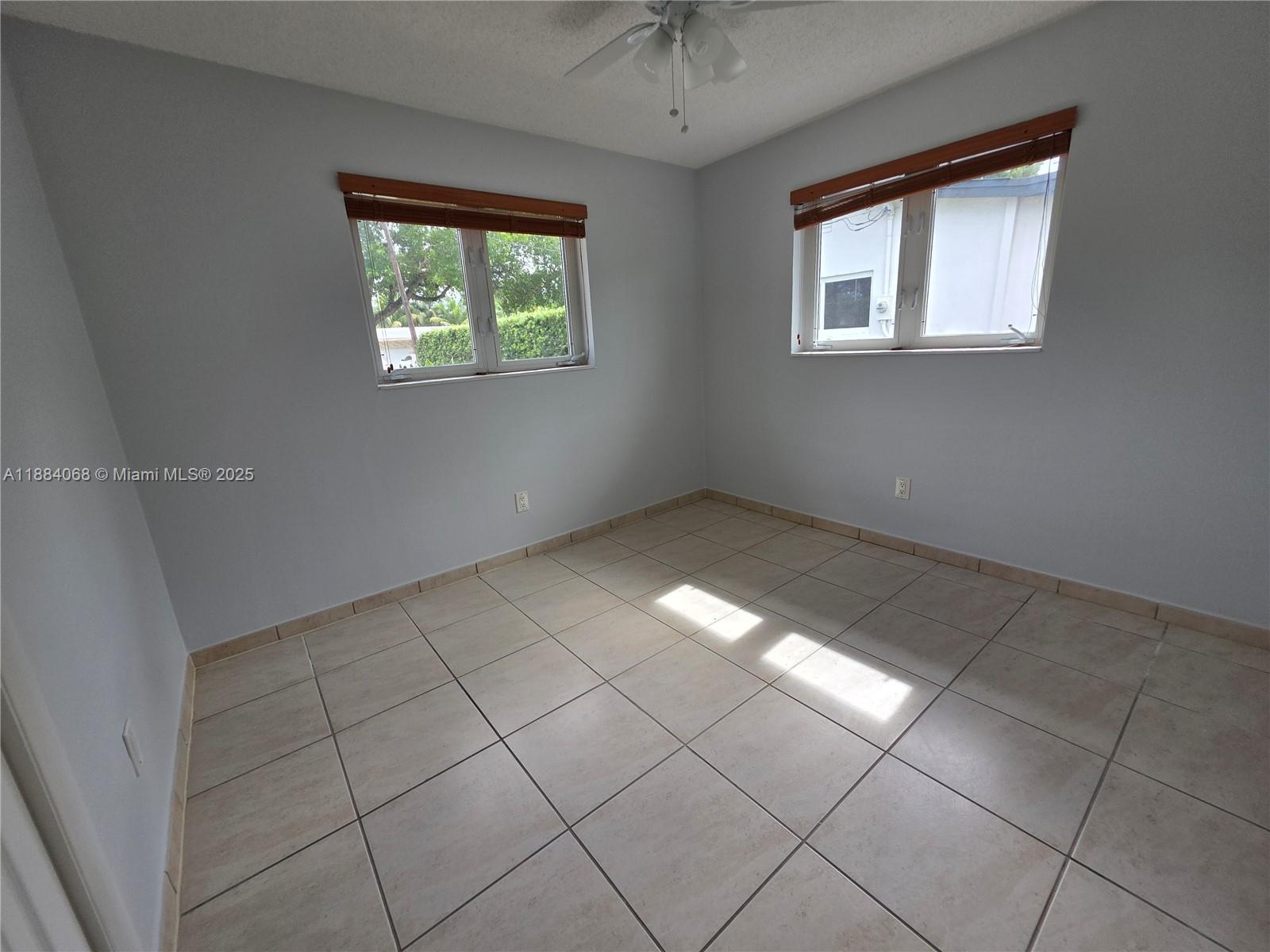 MIAMI LAKES SEC 3 - Residential Lease