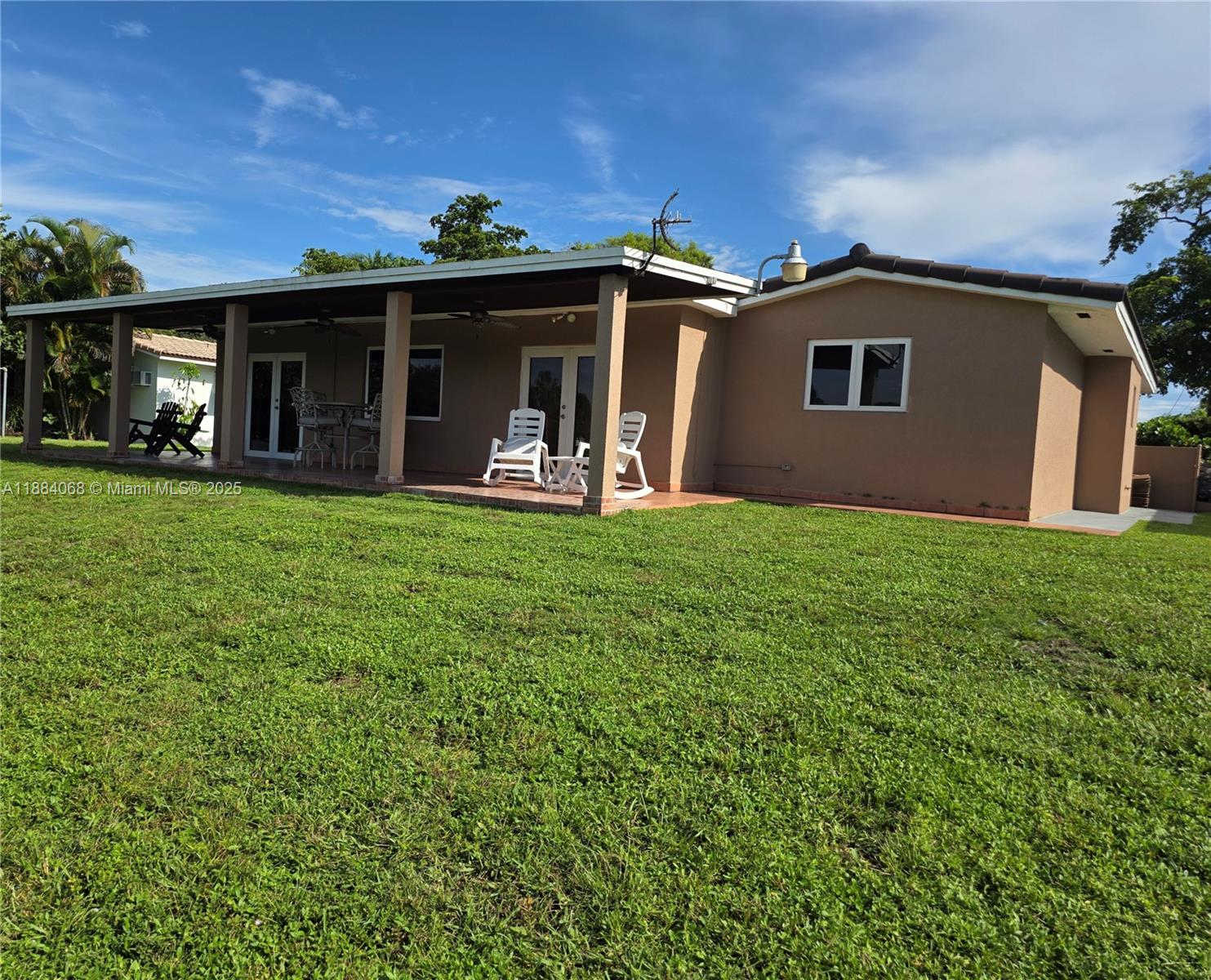 MIAMI LAKES SEC 3 - Residential Lease