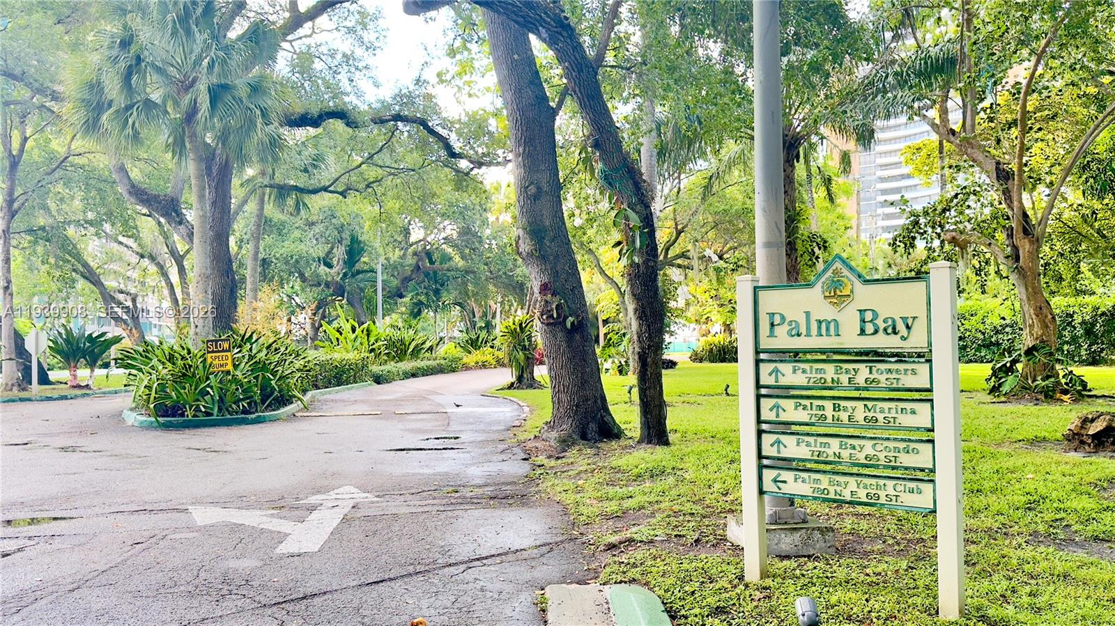 PALM BAY CONDOMINIUM - Residential