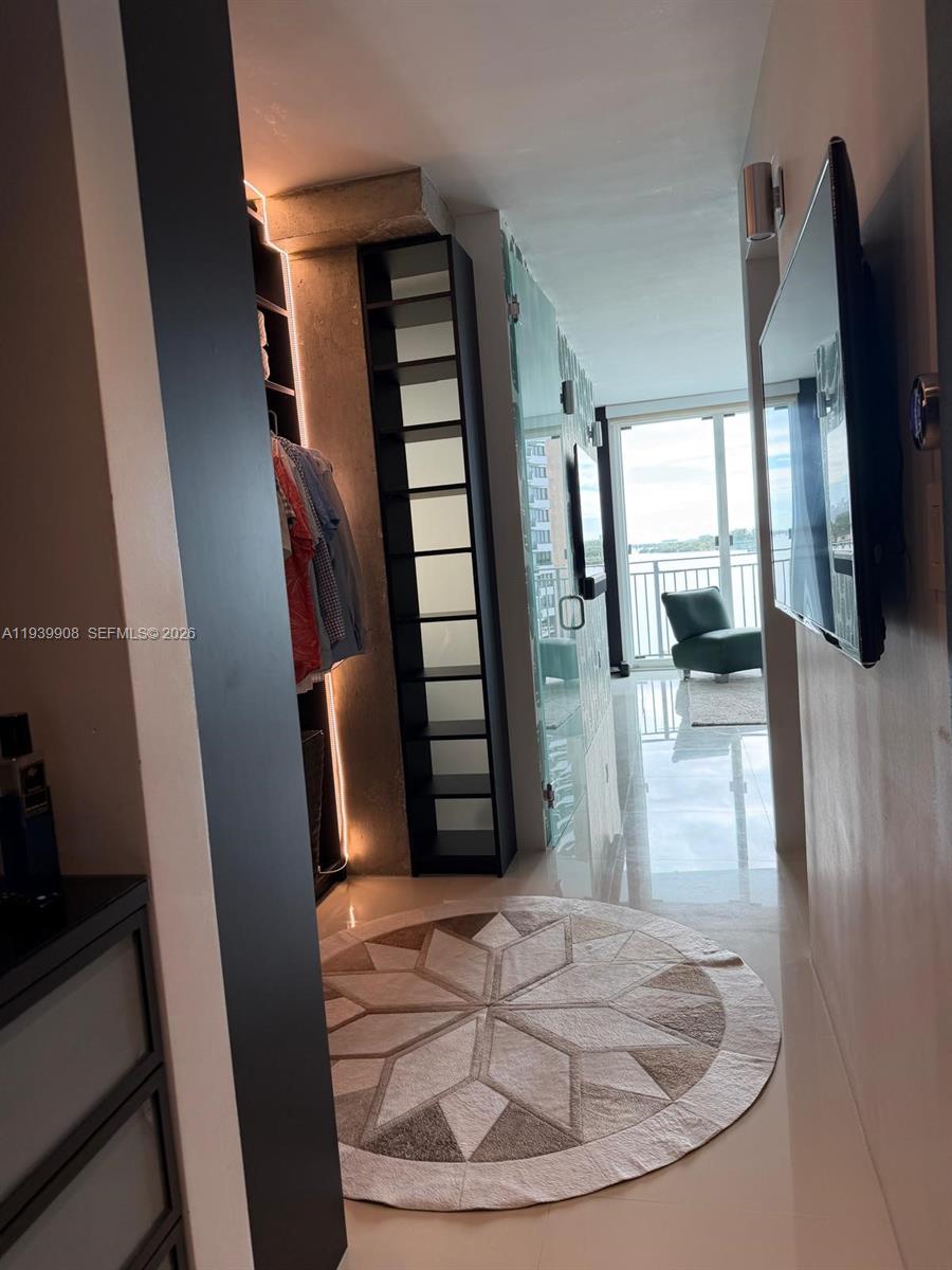 PALM BAY CONDOMINIUM - Residential