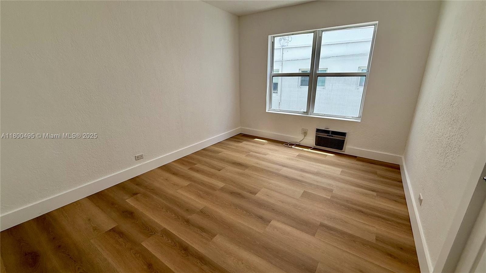 HARDING AVENUE CONDO - Residential