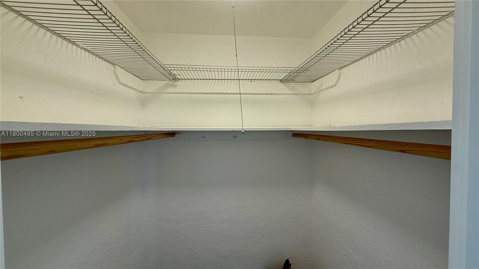 HARDING AVENUE CONDO - Residential