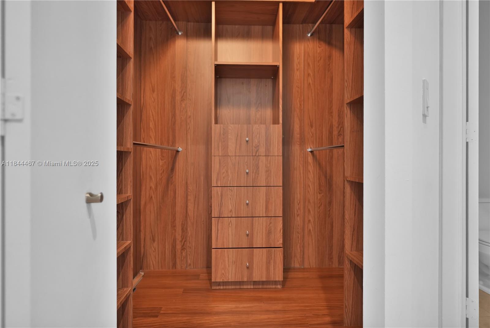 CARBONELL CONDO - Residential Lease